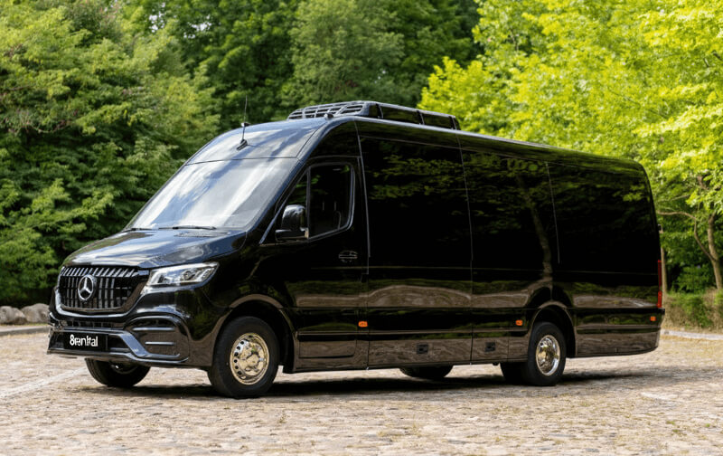 Sprinter-Kleinbus in Komfortausstattung, Außenansicht