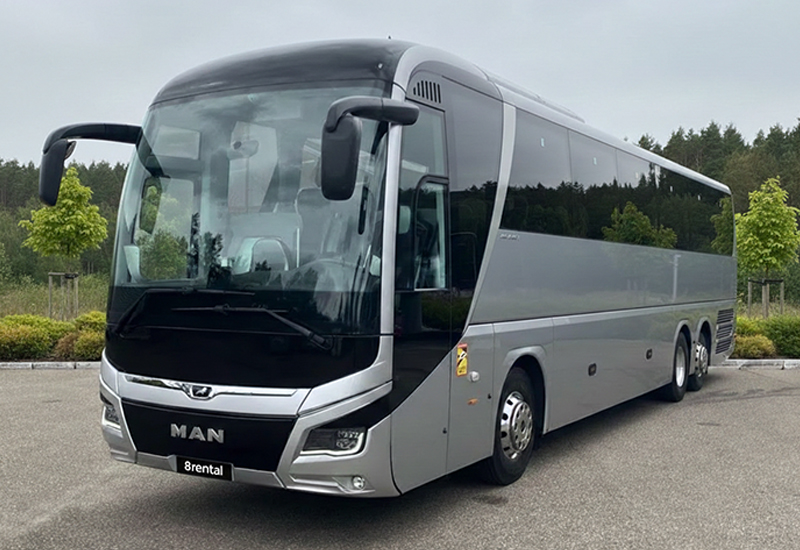 MAN-Reisebus mit 57 Sitzen, Außenansicht